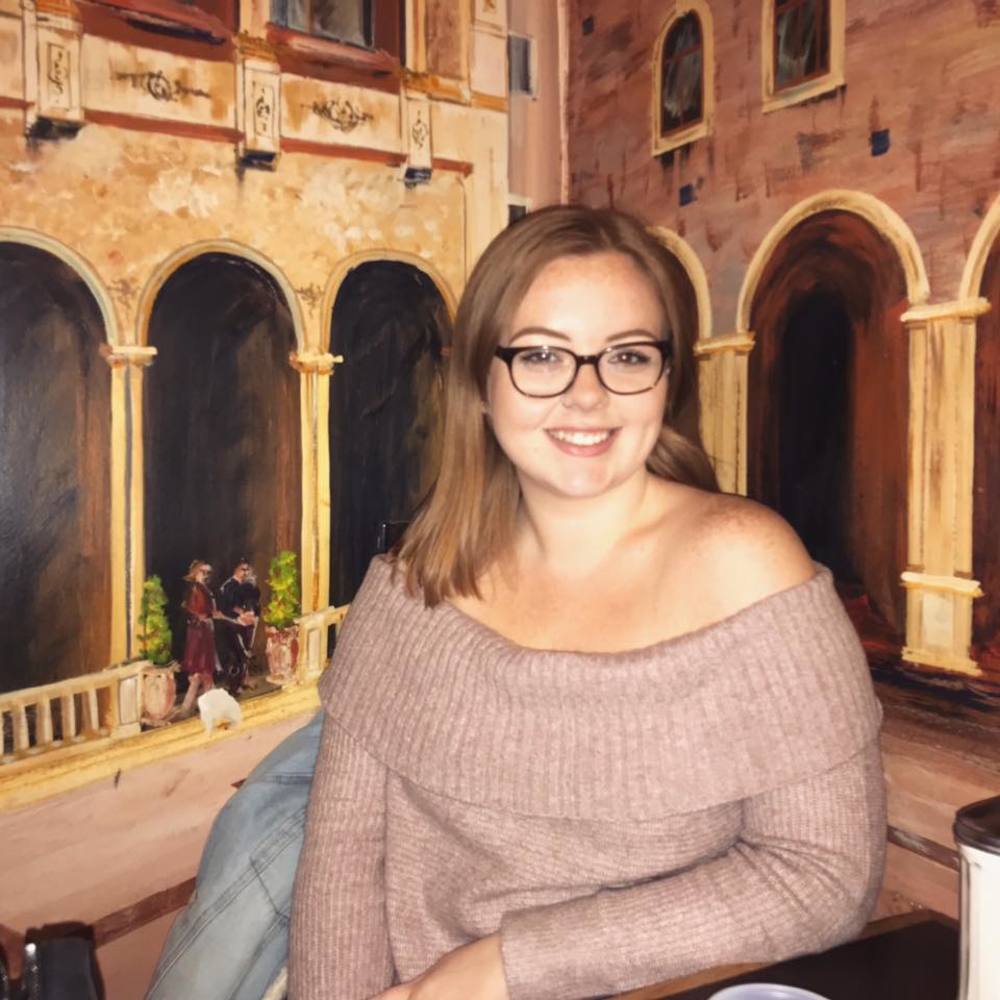 Meet your Posher, Amanda